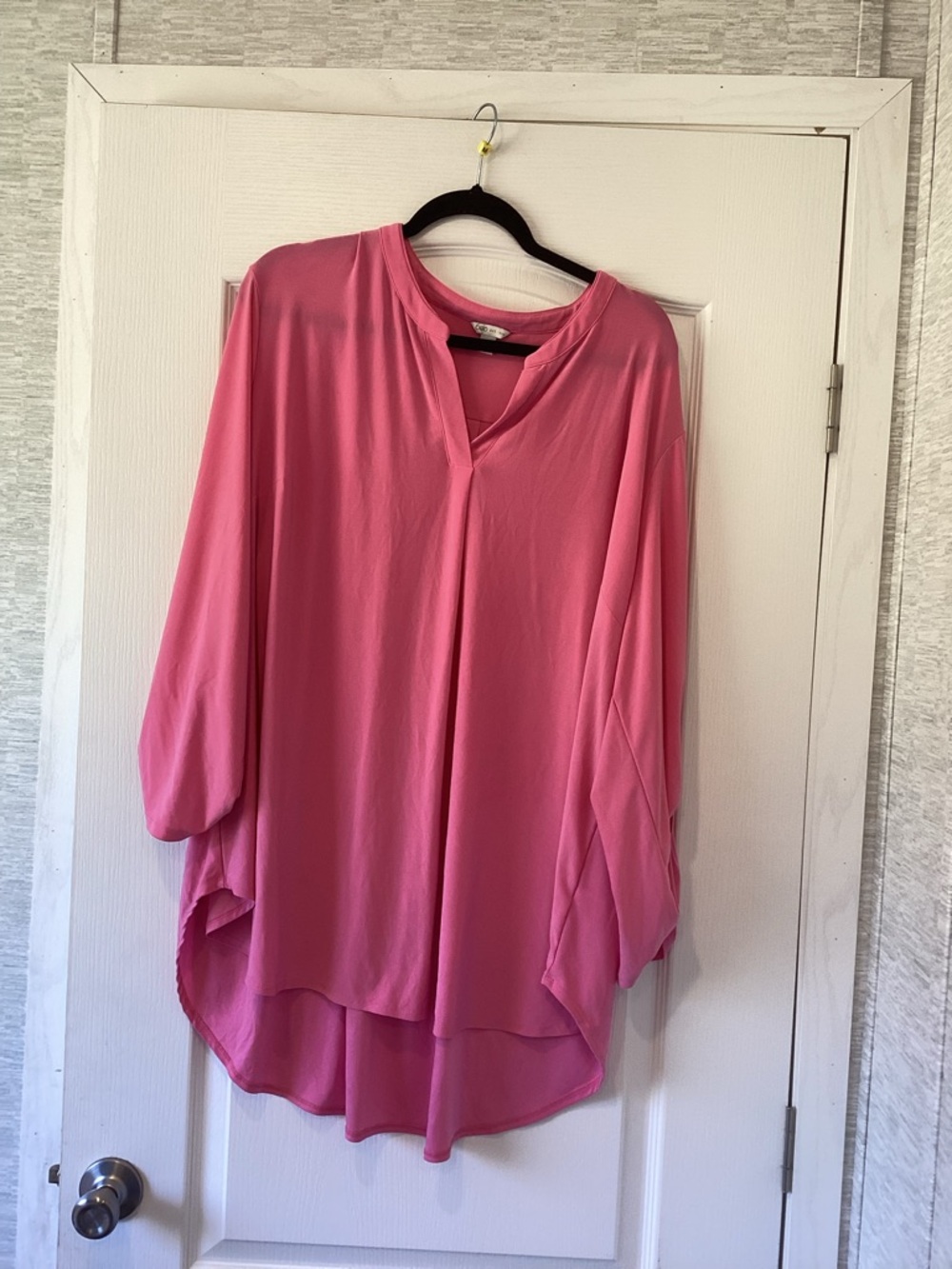 Cato Rose Pink V-Neck Blouse 26/28W EUC